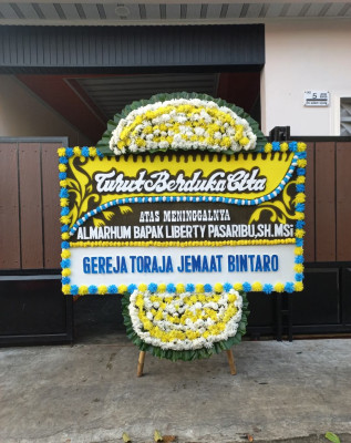 Papan Bunga Duka di Padang Bolak